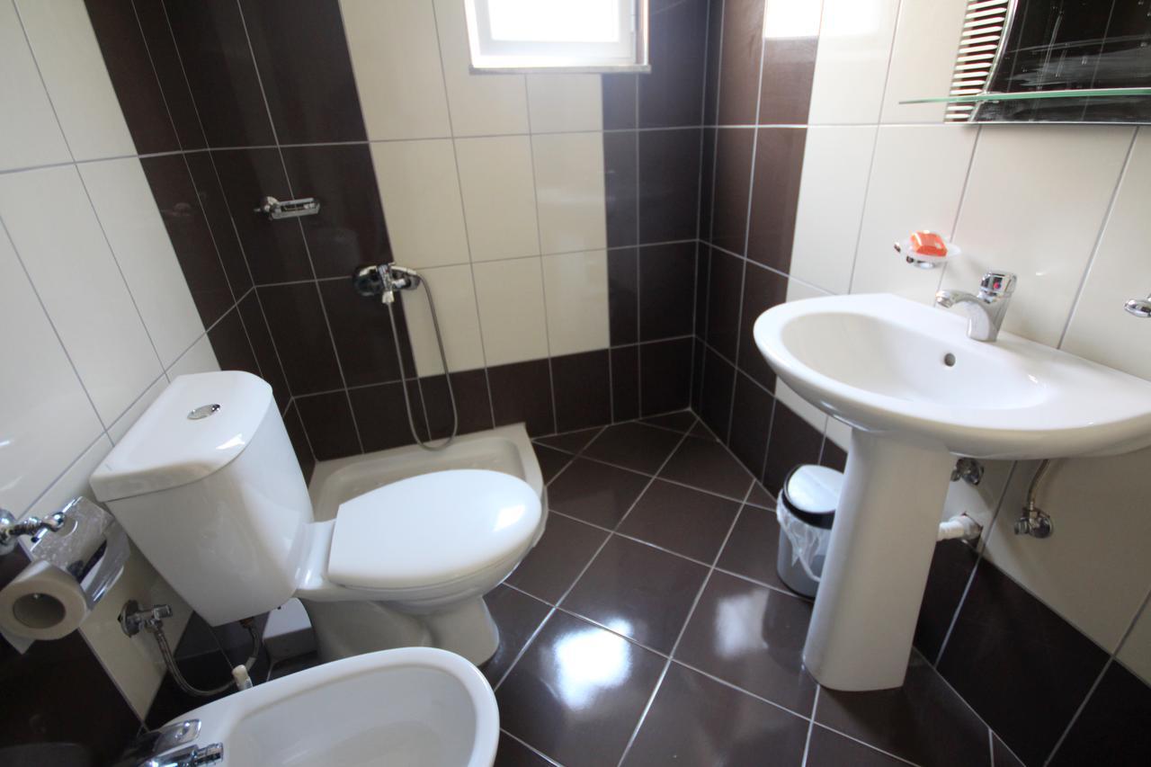 Ideal Holiday Apartments Sarandë Eksteriør billede